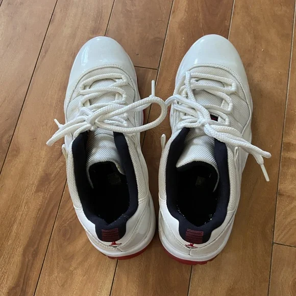 COPY - Air Jordan 11 Low Cherry Bottom Retro Sneakers Men’s Size 8 528895-101 - Picture 5 of 8